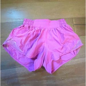 PINK LULULEMON HOTTY HOT SHORTS!!